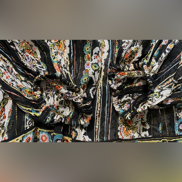 Free People Black Embroidered sheer top XS new condition - Picture 4 of 8